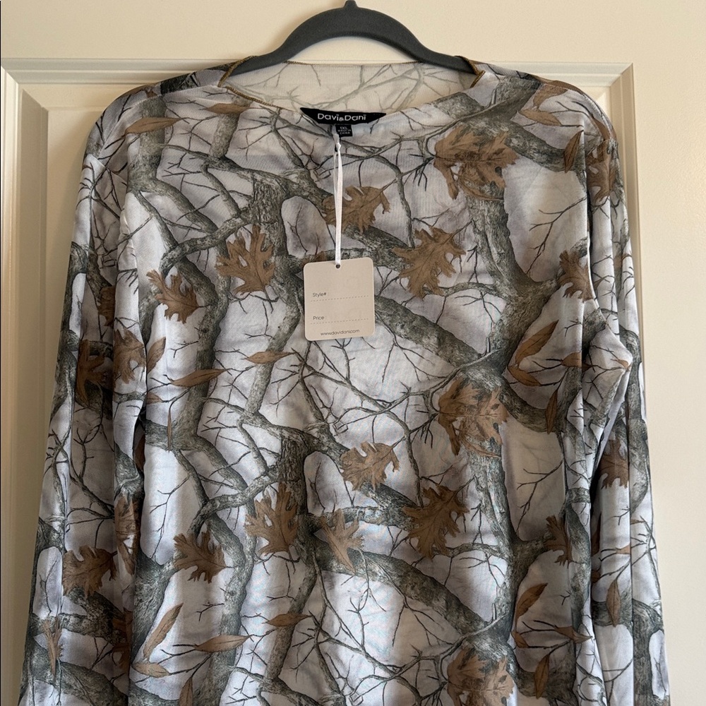 DAVI & DANI Camouflage Long Sleeve Mesh Top - Gray and Brown - Picture 5 of 8
